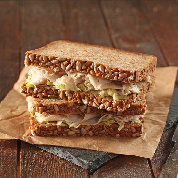 Frankenkorn mit Avocadocreme und Putenbrust