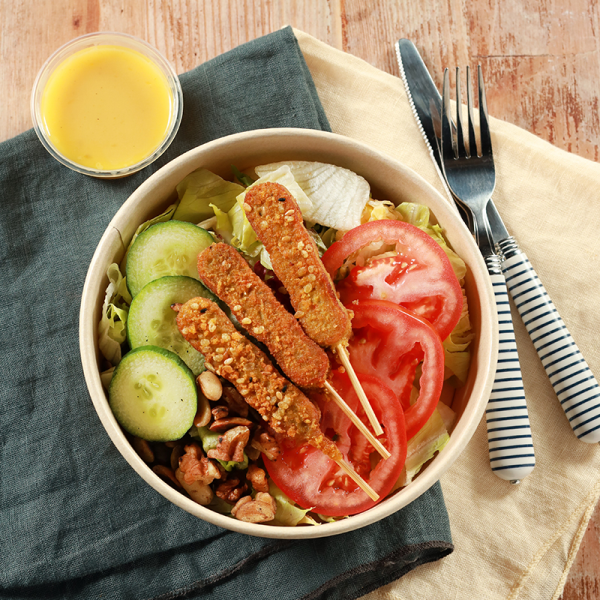 Salat mit Curry Masala Hummus Sticks
