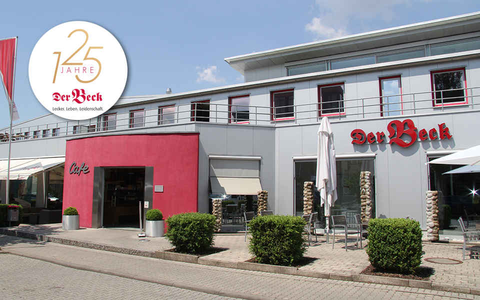 Neue Unternehmenzentrale "Am Weichselgarten" mit Bäckereicafé